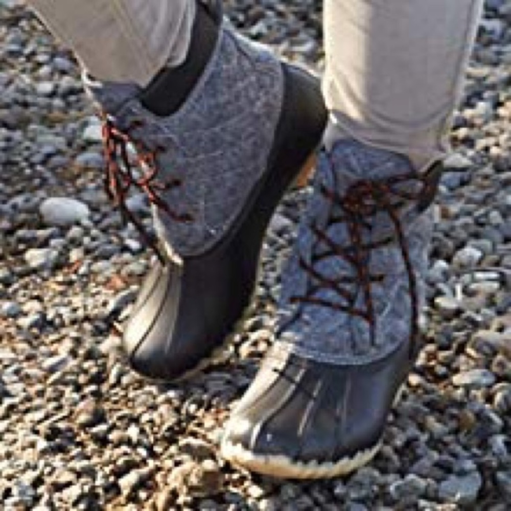 🆕 Western Chief 2 Quilted Four Eye Duck Snow Boot - Picture 2 of 6